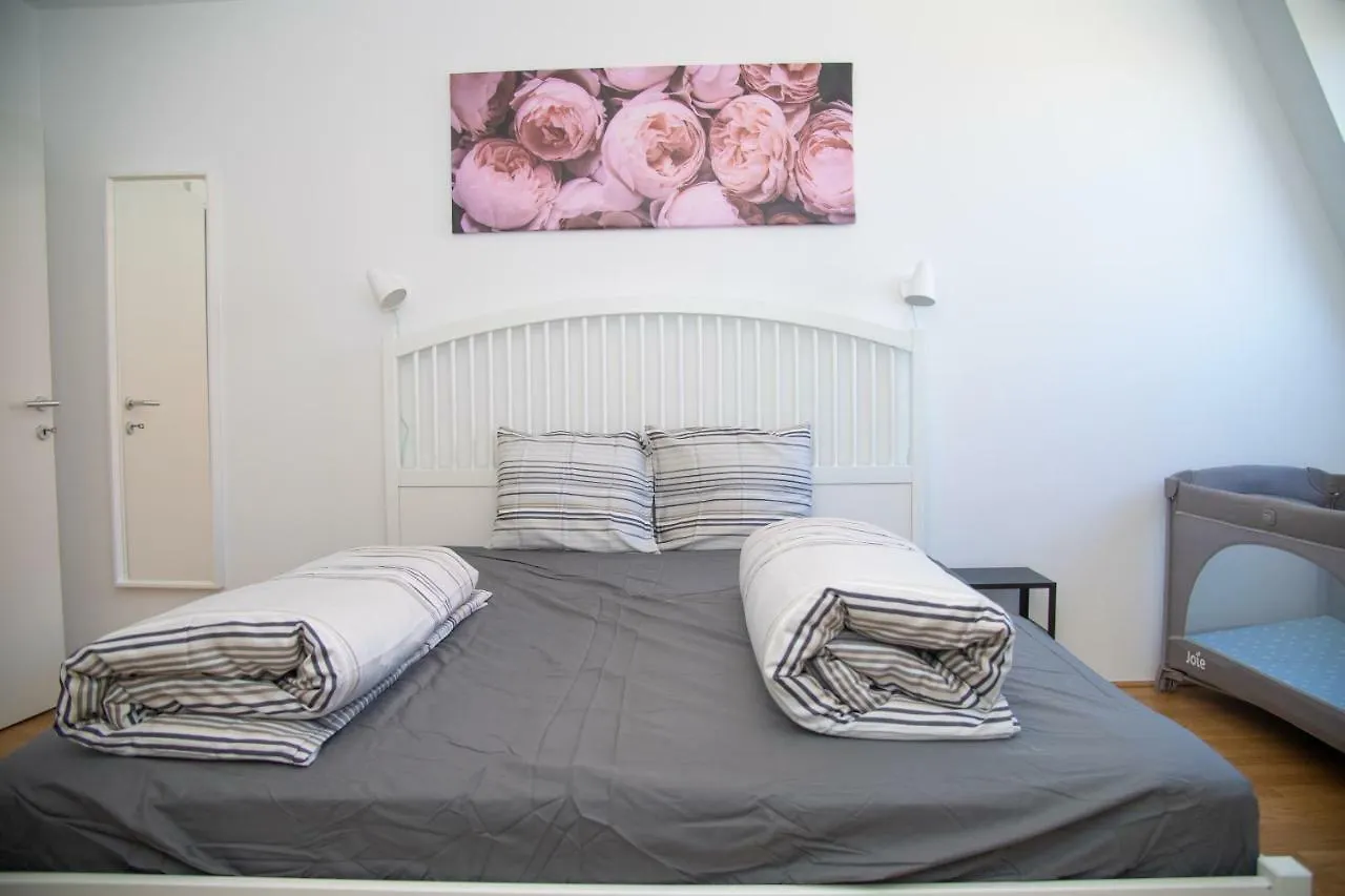 Vienna Hotspot Wien Mitte Apartament 0*,  Austria