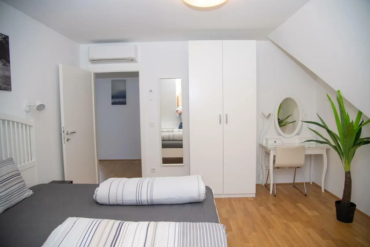 Vienna Hotspot Wien Mitte Apartament